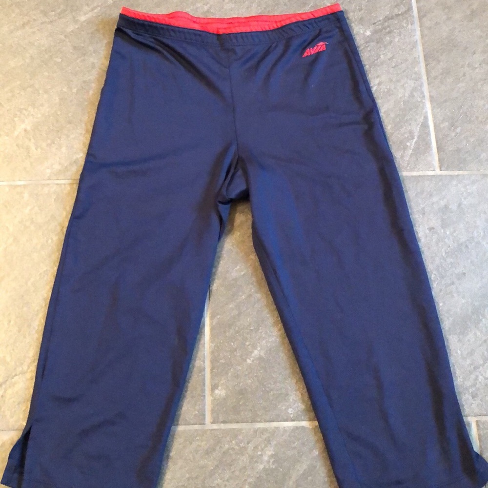 Avia half length tights